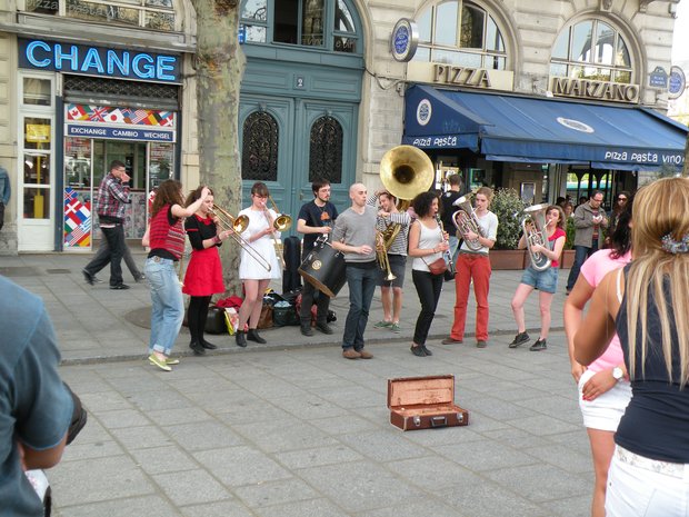  orchestre de rue